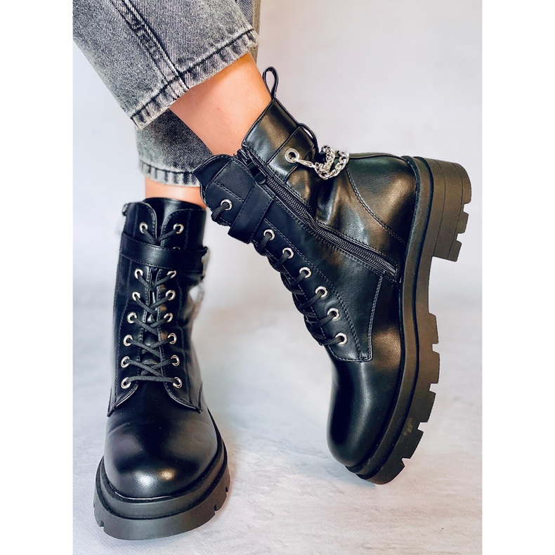 Trabalhadores negros com correntes RQ381 Preto 2