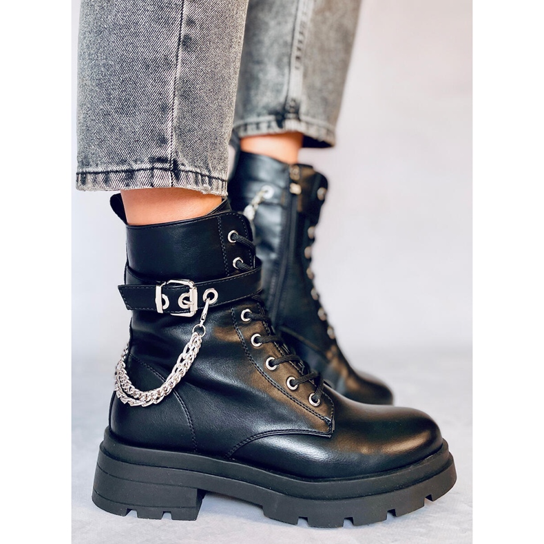 Trabalhadores negros com correntes RQ381 Preto 1