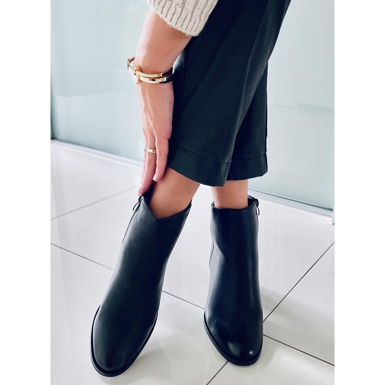 Preto de salto alto 1903 Preto 2