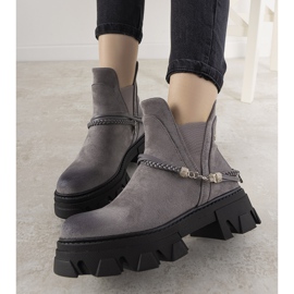 Botas cinza com pulseira Fearless 1
