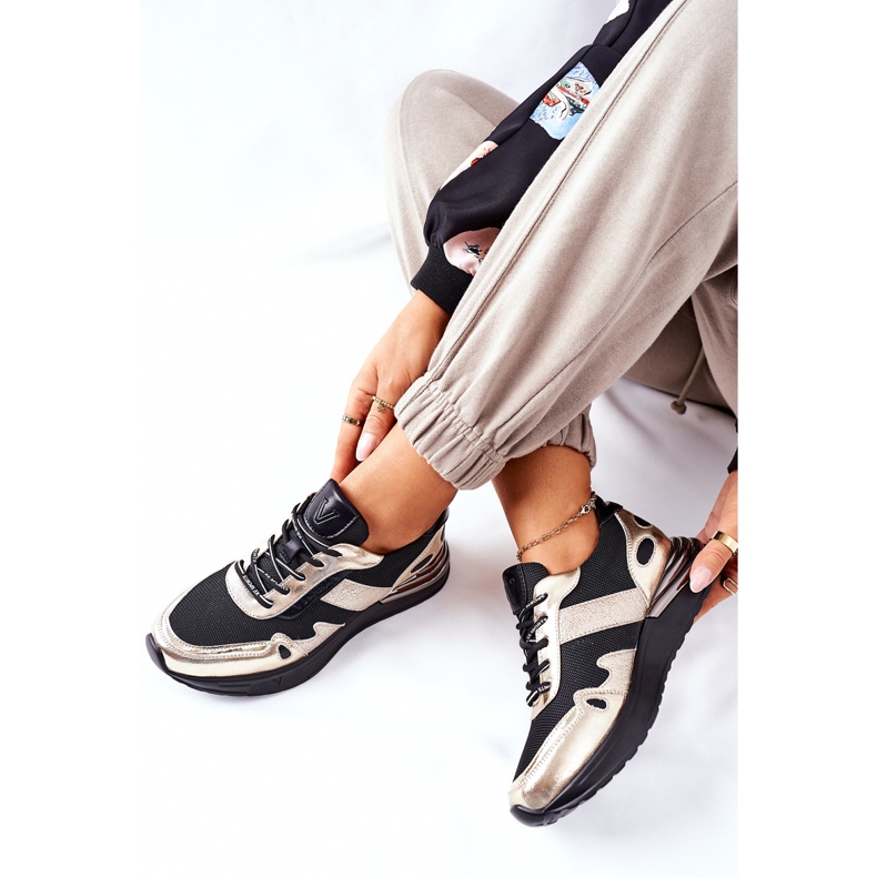 Vinceza Tênis feminino esportivo preto e dourado Manitoba 1