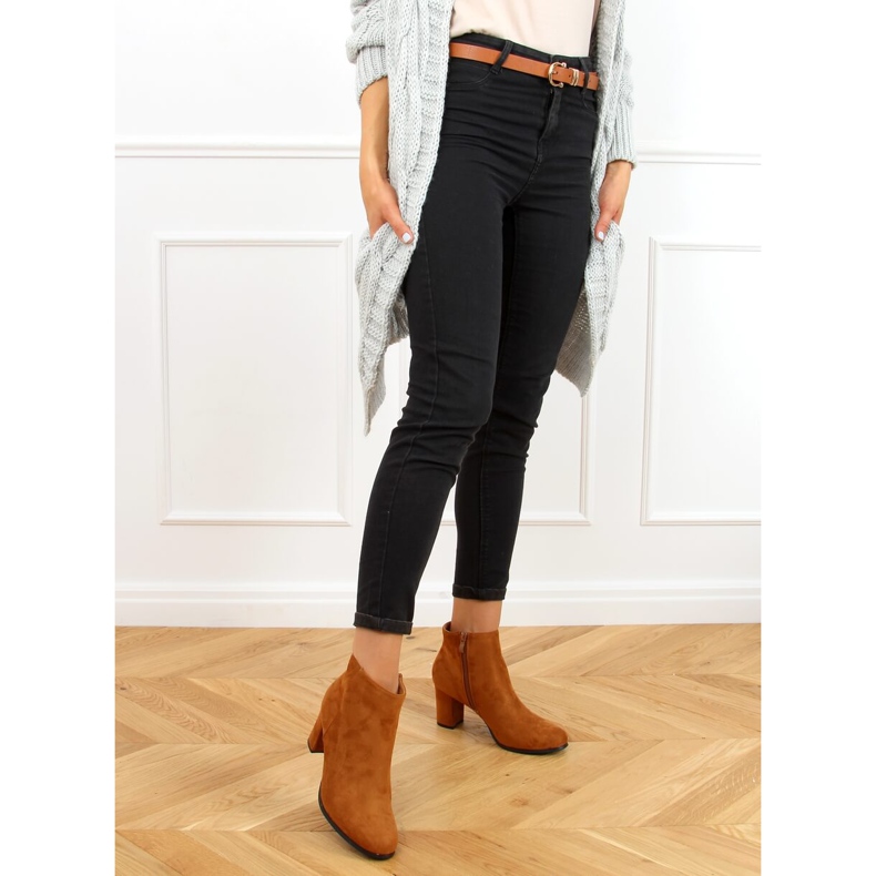 Camelo de salto alto clássico E2165 Camel marrom 2