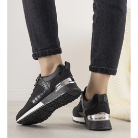 Tênis preto com tema de pele de crocodilo Zariza 1 Tênis preto com tema de pele de crocodilo Zariza 1