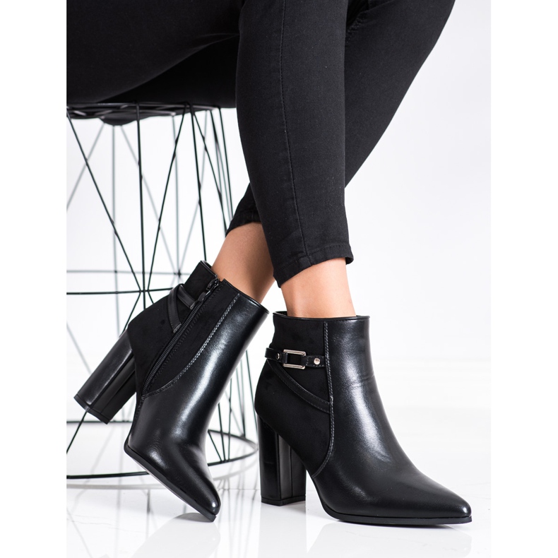 Ideal Shoes Botas pretas elegantes em spitz preto 2