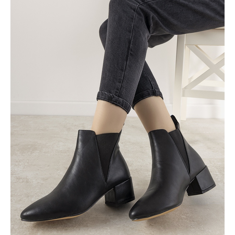 Botins femininos pretos com elástico Solano 1 Botins femininos pretos com elástico Solano 1