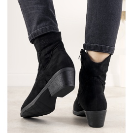 Botas femininas negras com sotaque de cowboy Tello Cruz preto 1 Botas femininas negras com sotaque de cowboy Tello Cruz preto 1