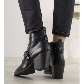 Botas pretas Jodhpur com fivela e tachas Rubio preto 1 Botas pretas Jodhpur com fivela e tachas Rubio preto 1