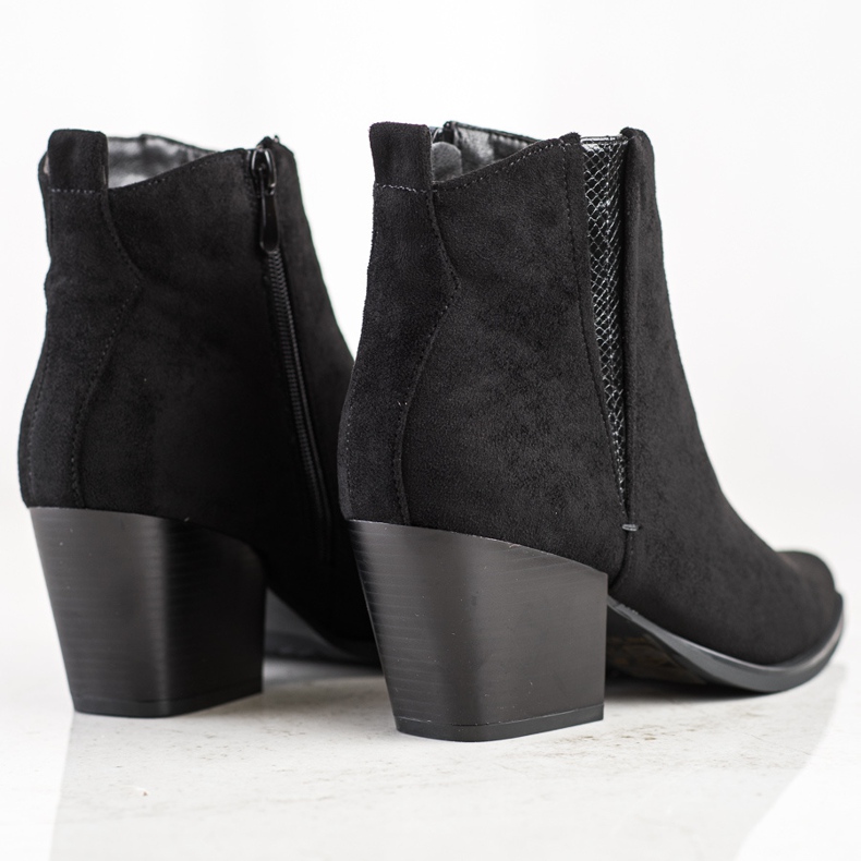 Bestelle Botas de camurça em spitz preto 1
