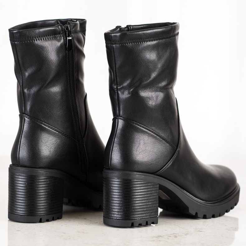 Lovery Botas altas em um poste preto 1