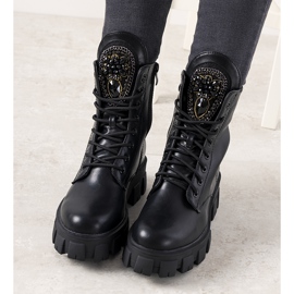 Caçadores pretos com língua romana decorativa 1 Caçadores pretos com língua romana decorativa 1