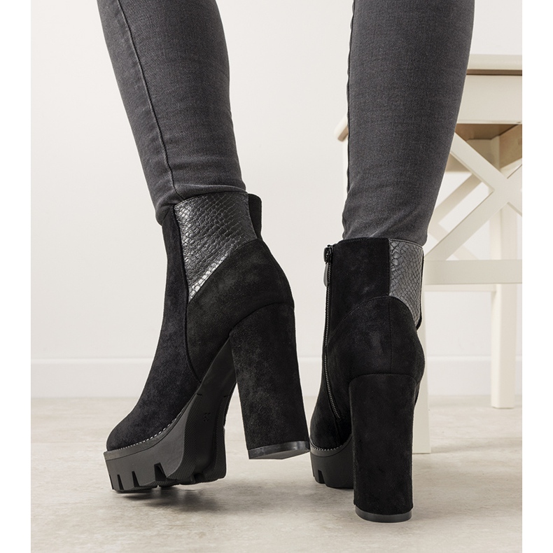 Botas femininas negras com sola grossa Idalina preto 1