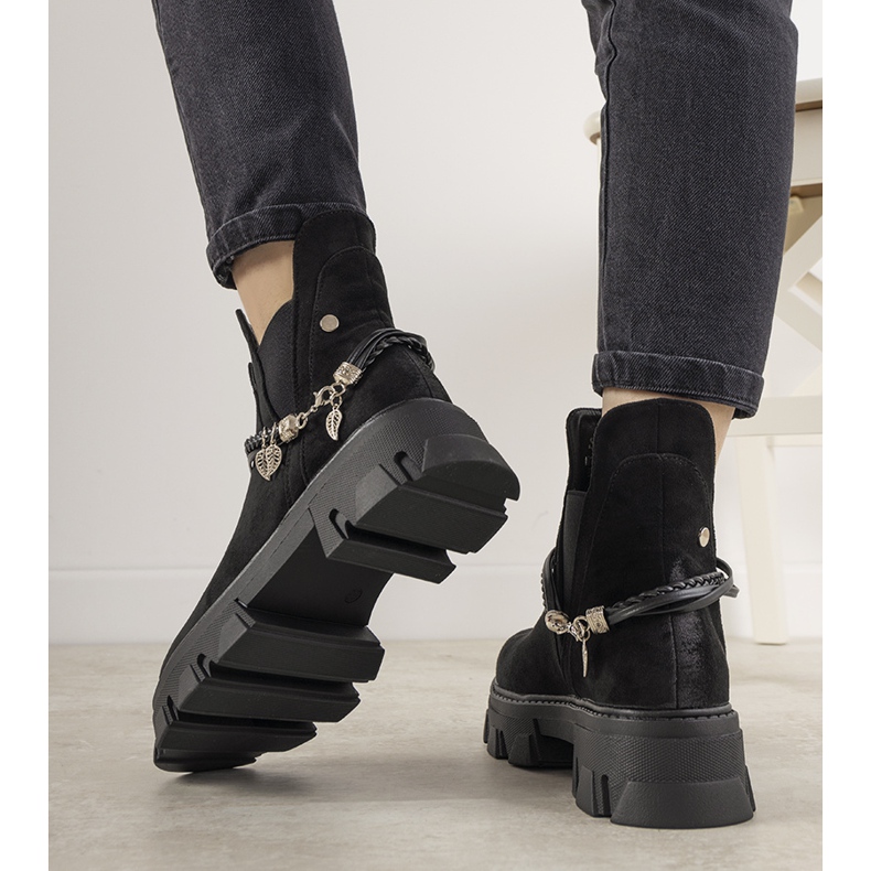 Botas pretas com pulseira Fearless preto 1