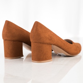 Sabatina Pumps In Spitz castanho 1