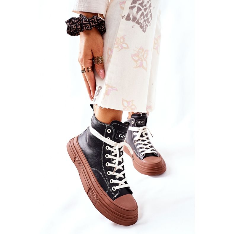 Tênis com isolamento alto feminino GOE II2N4033 preto castanho 1