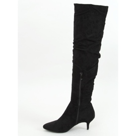 Botas pretas em salto baixo 7004 Preto 1