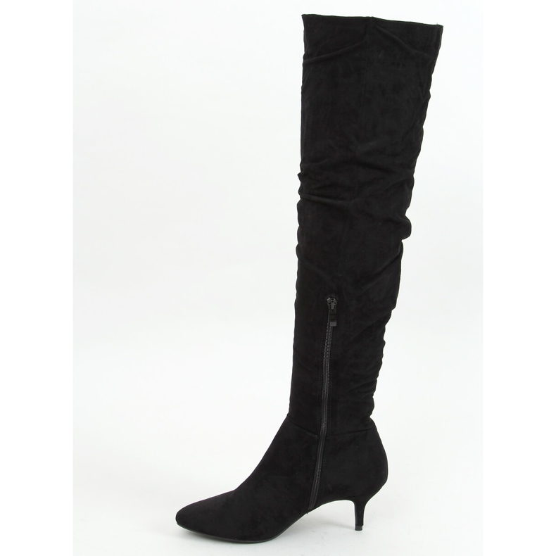 Botas pretas em salto baixo 7004 Preto 1