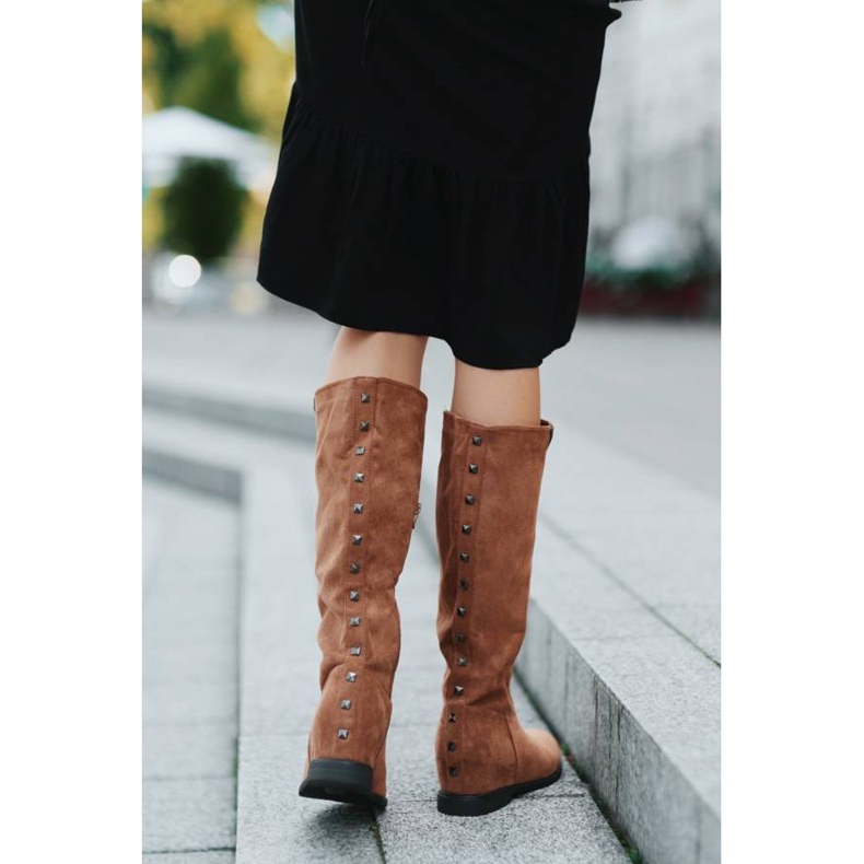Botas de camelo com salto de Nana em cunha marrom 1