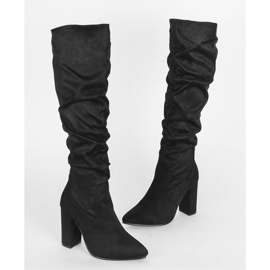 Botas pretas em um poste alto de Mallory preto 1
