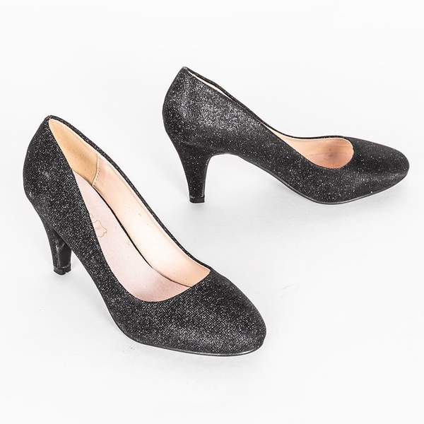 Sapatos pretos com salto agulha Daisy 1