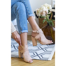 Botas creme no post da Lovely Thing bege 1 Botas creme no post da Lovely Thing bege 1