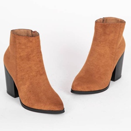 Botas marrons no poste Mia castanho 1