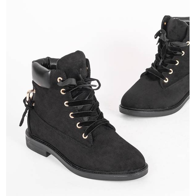 Botas pretas com cadeado da Jessie preto 1
