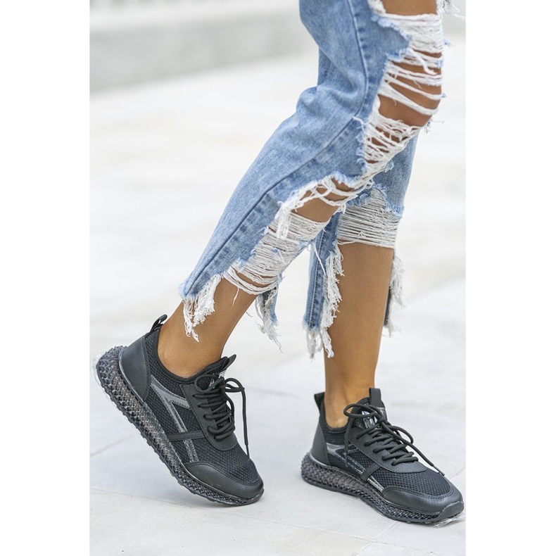 Sapatilhas pretas com enfeites Lil preto 1 Sapatilhas pretas com enfeites Lil preto 1