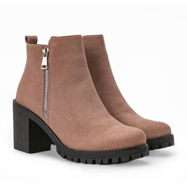 Botas de cano baixo marrons claras no poste Tiny marrom 1