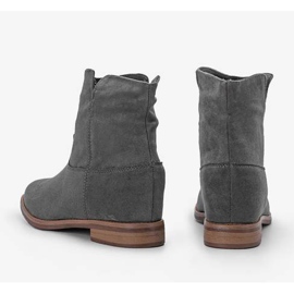 Botas cinza em uma cunha interna Veni 2