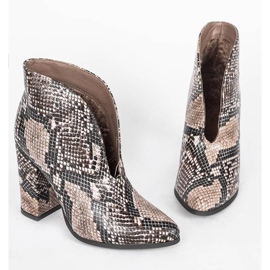 Botas tipo cobra no posto de Jamie castanho preto 1