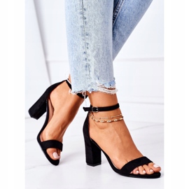 PS1 Sandálias pretas de camurça Florence em um bar preto 4 PS1 Sandálias pretas de camurça Florence em um bar preto 4