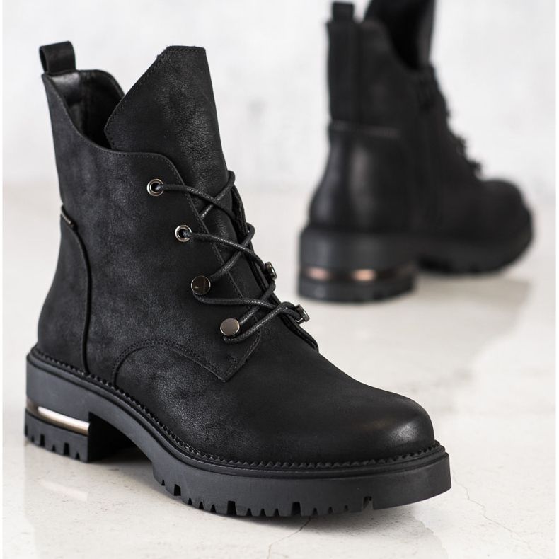 Trabalhadores com cadarços elegantes por Sergio Leone preto 2 Trabalhadores com cadarços elegantes por Sergio Leone preto 2