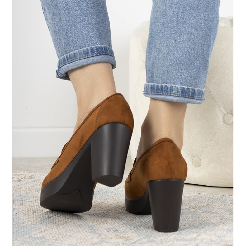 Mocassins marrons no posto Himmel castanho 1