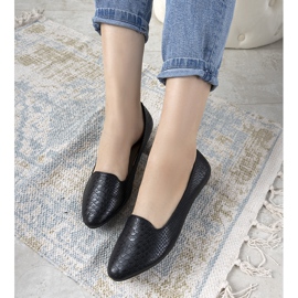 Bailarinas negras no padrão de pele de crocodilo de Aupra preto 1