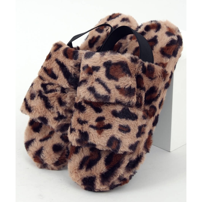 Chinelos de pele feminina com manchas N-92 Leopard bege marrom 1