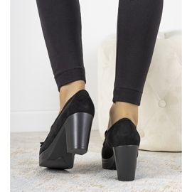 Mocassins pretos no poste Himmel 1