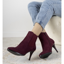 Botas cor de vinho com salto Varela vermelho 1