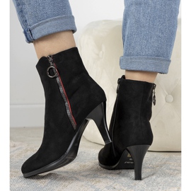 Botas pretas com zíper decorativo Yoana preto 1