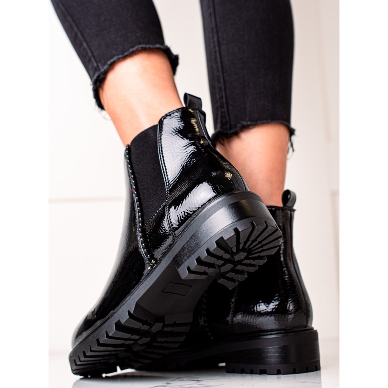 Erynn Botas Laquered Black Chelsea preto 1