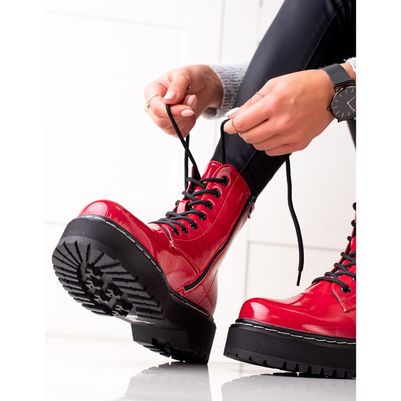 Evento Armadilhas vermelhas na plataforma vermelho 2