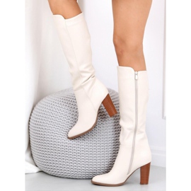 Botas de salto alto, cor creme UK03P Bege 1 Botas de salto alto, cor creme UK03P Bege 1