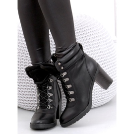 Botas Zuzu Black de salto alto preto 2