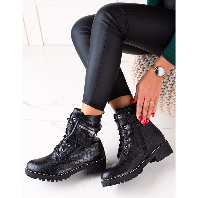 Queen Vivi Botas de trabalhador com bolso preto 1 Queen Vivi Botas de trabalhador com bolso preto 1