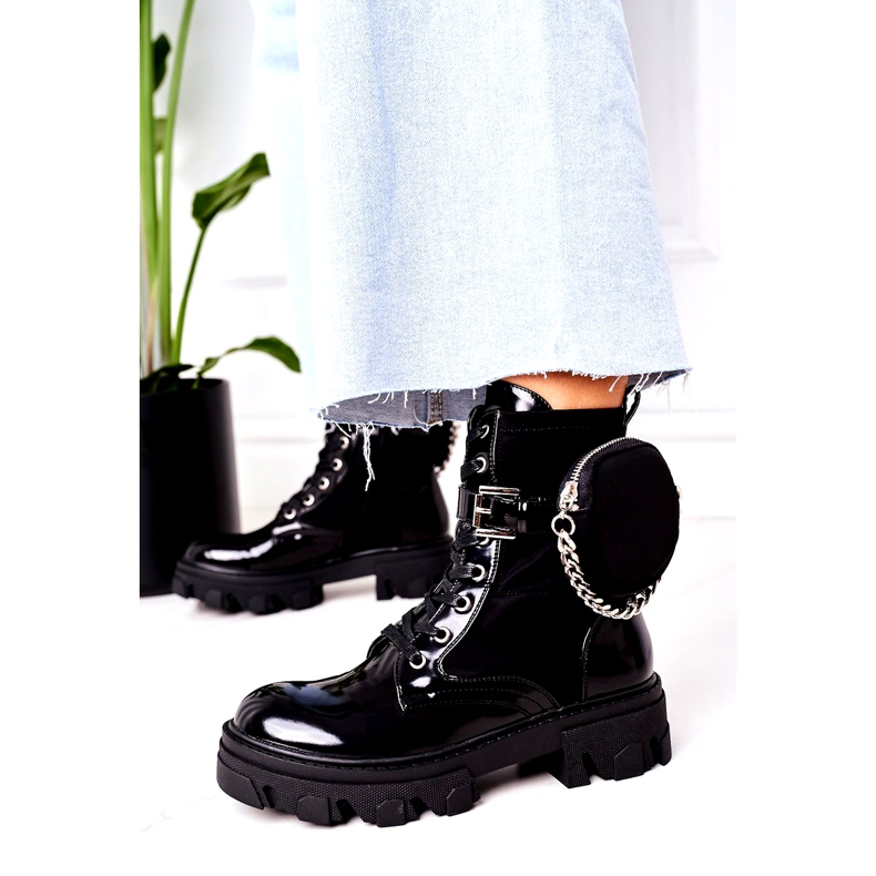 Trabalhadores isolados femininos com rim e cadeia preta preto 2