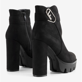 Botas pretas de cano alto no poste Coralie preto 1 Botas pretas de cano alto no poste Coralie preto 1