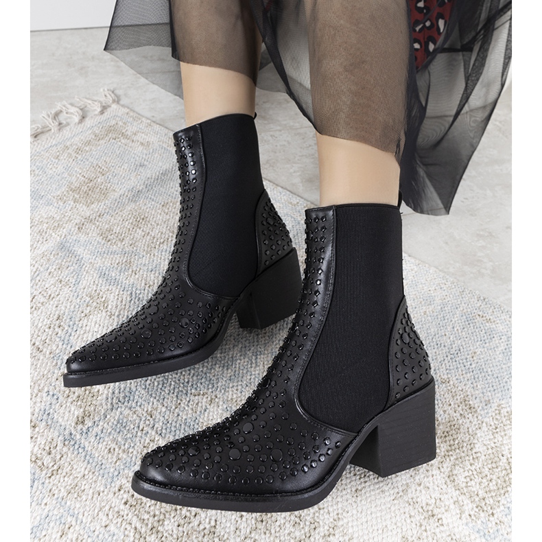 Botas pretas decoradas com tachas Camus preto 1
