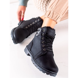 TRENDI Trappers pretos com aquecimento 2 TRENDI Trappers pretos com aquecimento 2