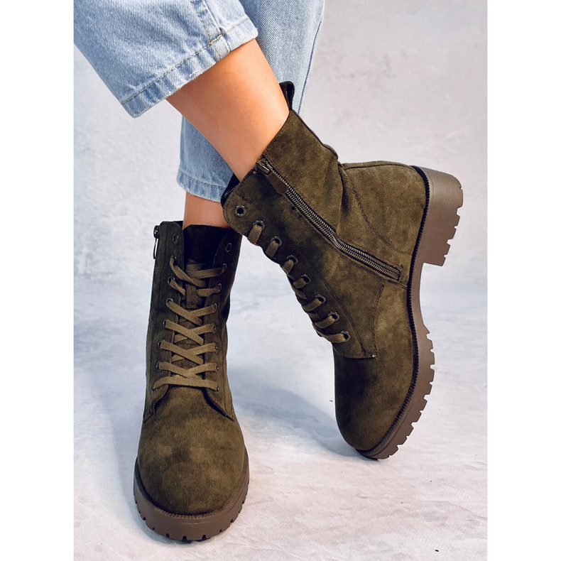 Trabalhadores amarrados por Bente Green verde 2