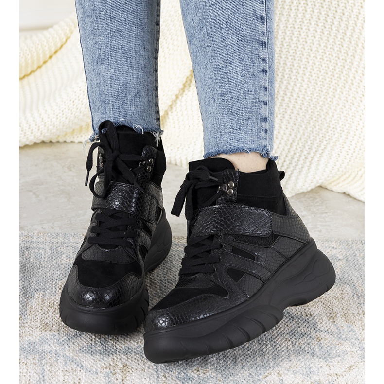 Tênis preto de inverno com tema de animais Ninette 1 Tênis preto de inverno com tema de animais Ninette 1