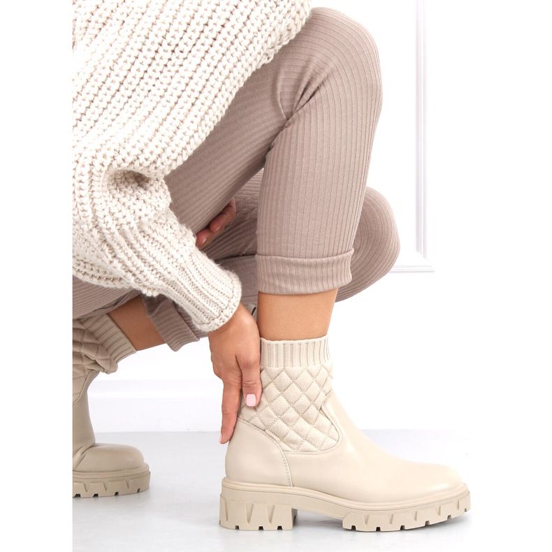Botas com parte superior acolchoada Elin Beige bege 1